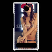 Coque Sony Xperia E1 Charmante brune avec casquette rouge
