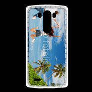 Coque LG G3 Couple sautant devant la mer