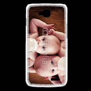 Coque LG L90 Bébés avec biberons