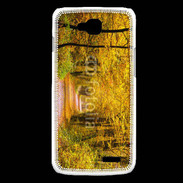 Coque LG L90 Forêt automne