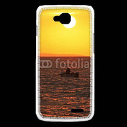 Coque LG L90 Levé de soleil et bateau de pêche en mer