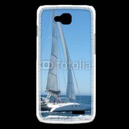 Coque LG L90 Catamaran en mer