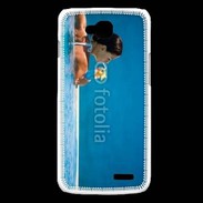 Coque LG L90 Femme sirotant un cocktail face à la mer