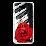 Coque LG L90 Rose sur un piano