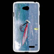 Coque LG L70 DP Planche à voile en mer