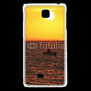 Coque LG F5 Levé de soleil et bateau de pêche en mer
