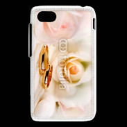 Coque Blackberry Q5 Alliance sur fond de rose