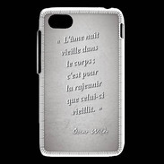 Coque Blackberry Q5 Ame nait Gris Citation Oscar Wilde