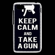 Coque Blackberry Q5 Keep Calm Take a gun Noir