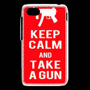 Coque Blackberry Q5 Keep Calm Take a gun Rouge