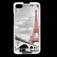 Coque Blackberry Z30 Tour Eiffel rouge sur fond en noir et blanc