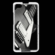 Coque Blackberry Z30 Guitare en noir et blanc