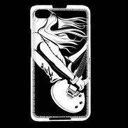 Coque Blackberry Z30 Musicienne guitare électrique en noir et blanc