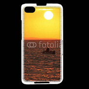 Coque Blackberry Z30 Levé de soleil et bateau de pêche en mer