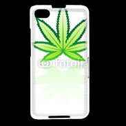 Coque Blackberry Z30 Feuille de cannabis 2