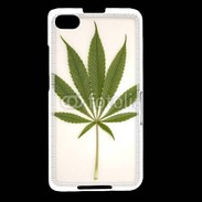 Coque Blackberry Z30 Feuille de cannabis 3