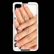 Coque Blackberry Z30 faux ongles et vernis à ongles 1