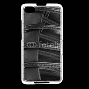 Coque Blackberry Z30 lacets cuir