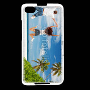 Coque Blackberry Z30 Couple sautant devant la mer