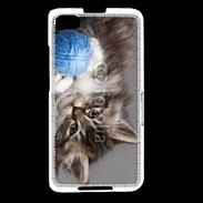Coque Blackberry Z30 Chaton et pelote de laine