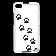 Coque Blackberry Z30 pattes de chats/chiens 1