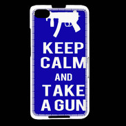 Coque Blackberry Z30 Keep Calm Take a gun Bleu
