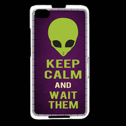 Coque Blackberry Z30 Keep Calm and Wait Alien Violet