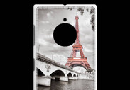 Coque Nokia Lumia 830 Tour Eiffel rouge sur fond en noir et blanc