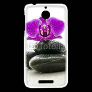 Coque HTC Desire 510 Orchidée violette sur galet noir