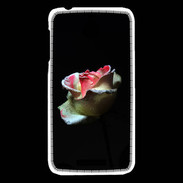 Coque HTC Desire 510 Belle rose sur fond noir PR