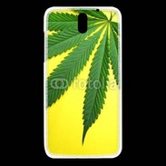 Coque HTC Desire 610 Feuille de cannabis sur fond jaune