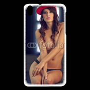 Coque HTC Desire 816 Charmante brune avec casquette rouge