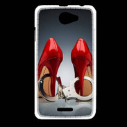 Coque HTC Desire 516 Chaussures et menottes