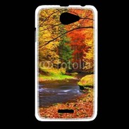 Coque HTC Desire 516 Un automne au bord de l'eau