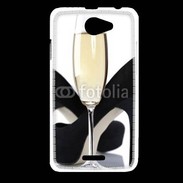 Coque HTC Desire 516 coupe de champagne talons aiguilles 
