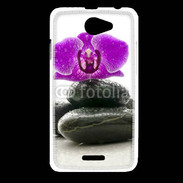 Coque HTC Desire 516 Orchidée violette sur galet noir