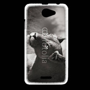 Coque HTC Desire 516 Lionne en noir et blanc