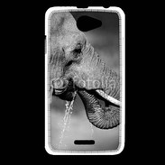 Coque HTC Desire 516 Elephant d'Afrique en noir et blanc