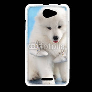 Coque HTC Desire 516 Chien blanc et paire de chaussons
