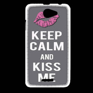 Coque HTC Desire 516 Keep Calm Kiss me Gris