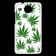 Coque HTC Desire 601 Feuille de cannabis sur fond blanc