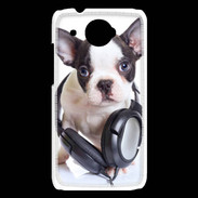 Coque HTC Desire 601 Bulldog français avec casque de musique