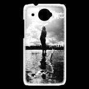 Coque HTC Desire 601 Personnage en noir et blanc PR