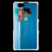 Coque Sony Xperia Z1 Compact Femme sirotant un cocktail face à la mer