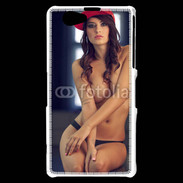 Coque Sony Xperia Z1 Compact Charmante brune avec casquette rouge