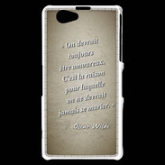 Coque Sony Xperia Z1 Compact Toujours amoureux Sepia Citation Oscar Wilde