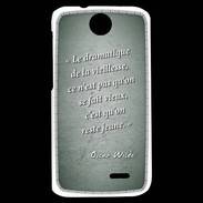 Coque HTC Desire 310 Dramatique vieillesse Vert Citation Oscar Wilde