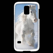 Coque Samsung Galaxy S5 Mini Cheval blanc dans la neige 2