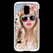Coque Samsung Galaxy S5 Mini Femme glamour avec chihuahua