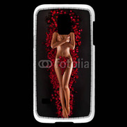 Coque Samsung Galaxy S5 Mini Femme nue pétales de rose glamour